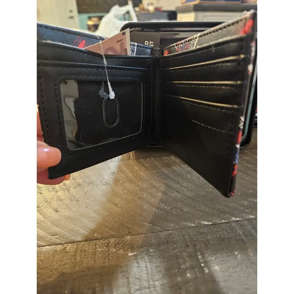 Marvel Amazing Spider-Man Spiderman Red Blue Web in Gift Tin Bifold Wallet NWT
